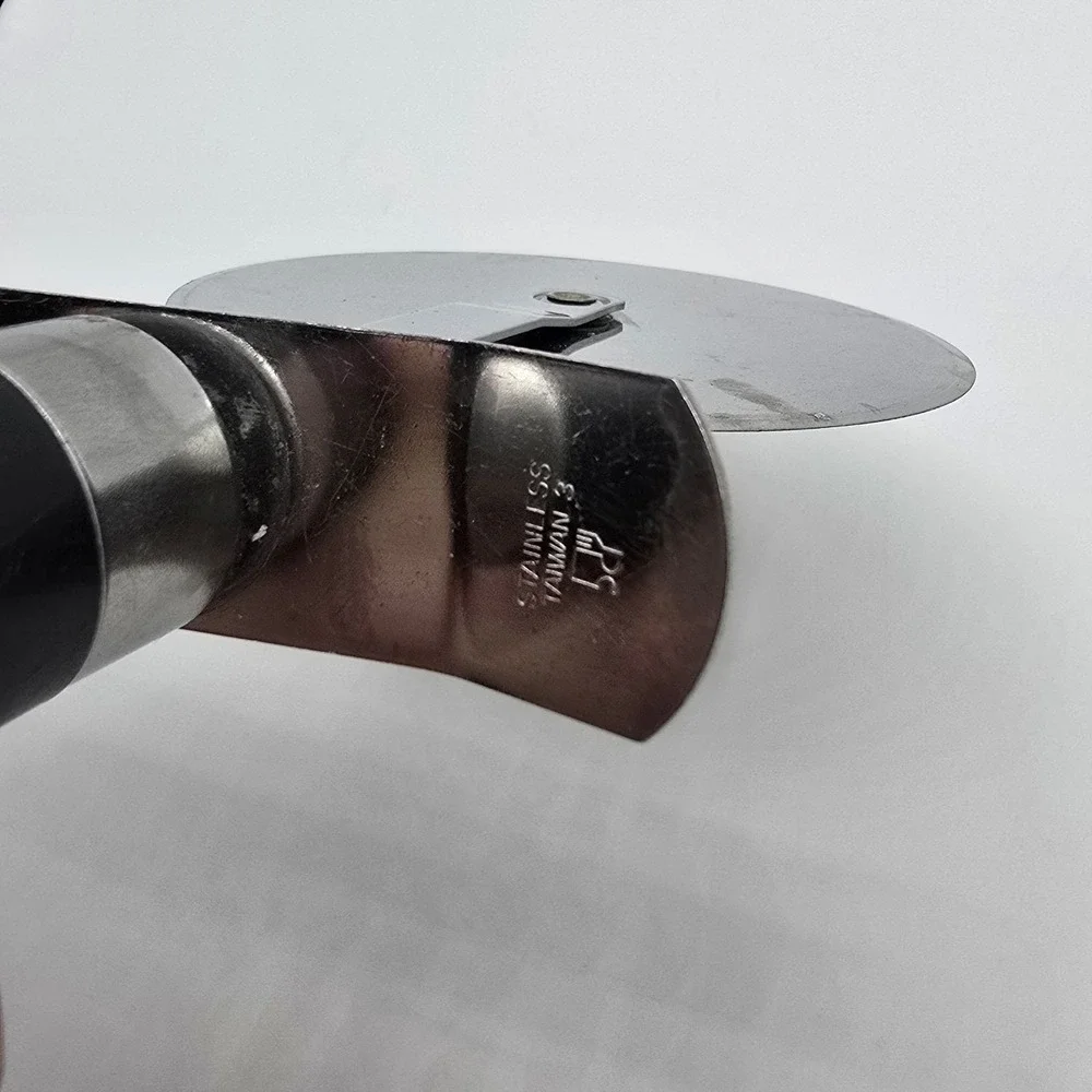 Pampered‎ Chef Pizza Cutter Stainless Steel Slicer Taiwan Retired NO COVER